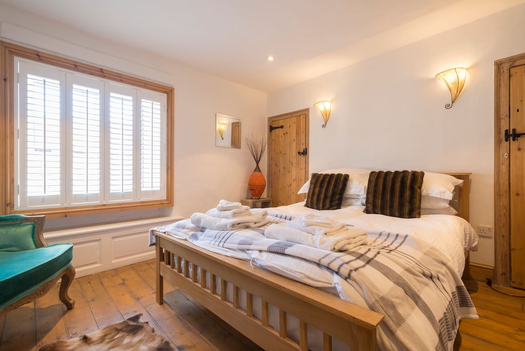 King bedroom