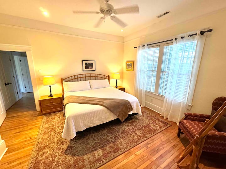 Master bedroom with King Bed.