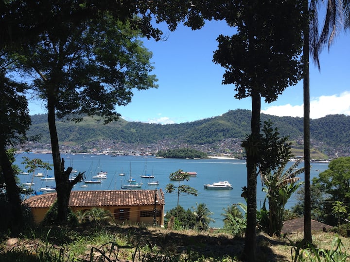 Chalet in Angra dos Reis · ★4.92 · 2 bedrooms · 2 beds · 1 private bath