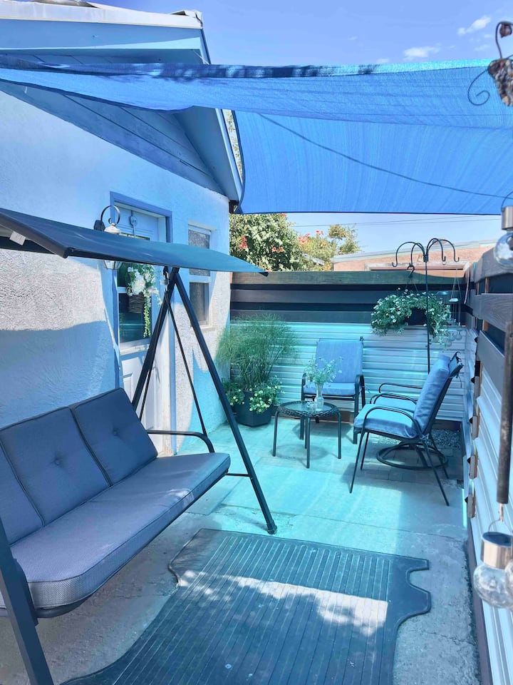 Cute, Cozy & Comfortable, North Valley home Tiny houses for Rent in