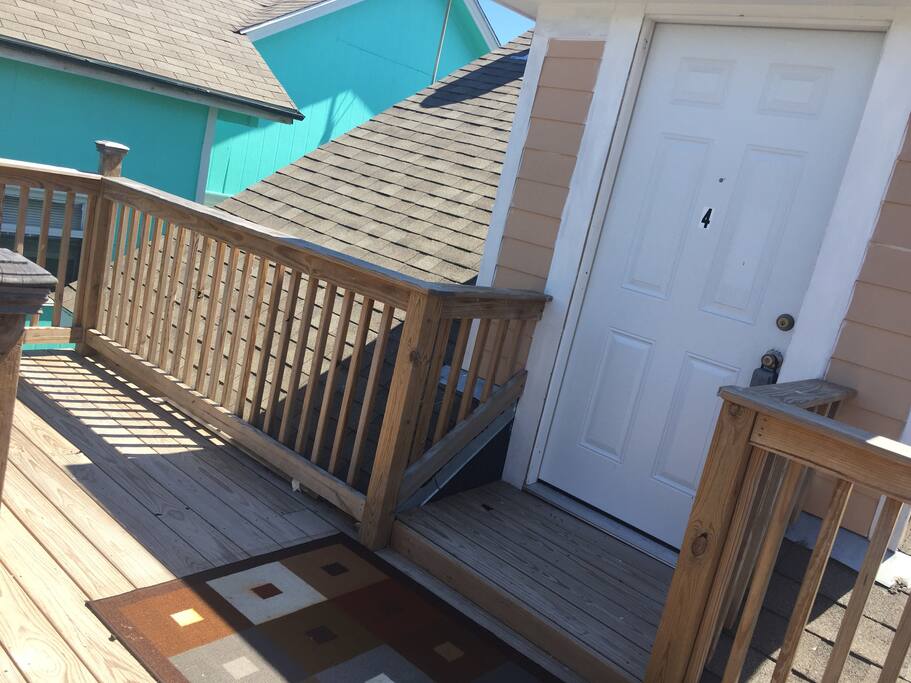 Private entrance to the rear of the house.