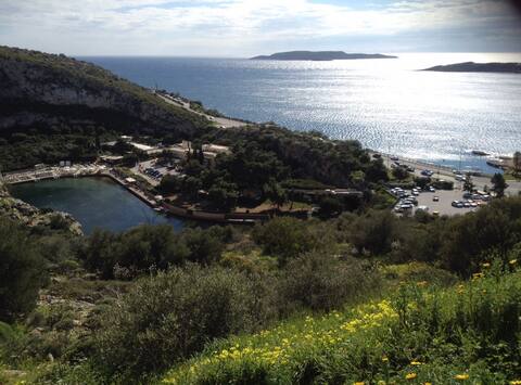 Stylish & modern 62m2 apartment, Vouliagmeni