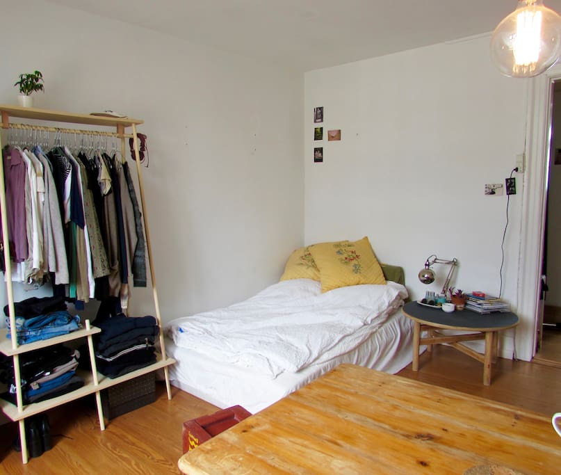 1. bedroom/livingroom.