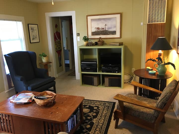 Sandune Suite - Frankfort, MI