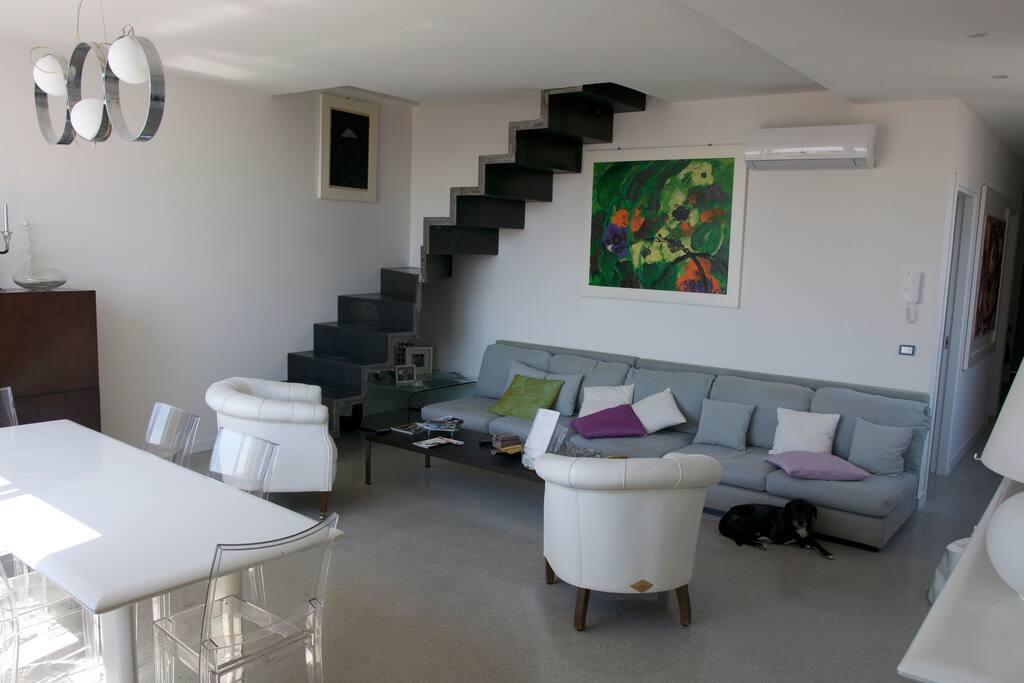 Salone