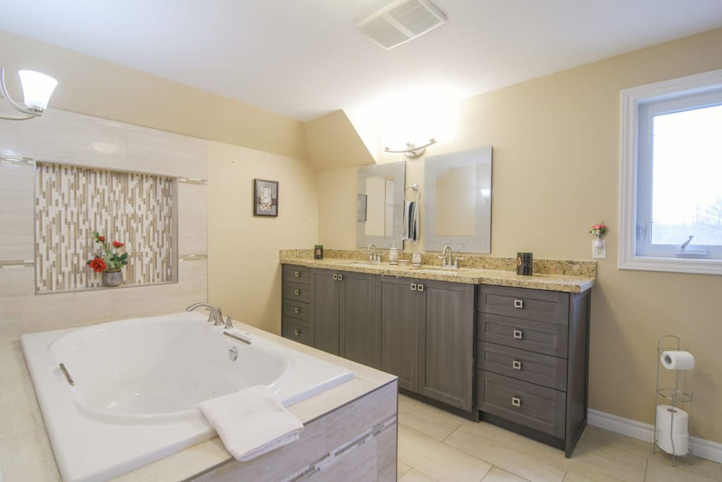 Master washroom