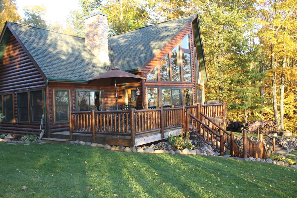 Looking East. Plenty of privacy. 4' Fire Pit, Plenty of Chairs provided.