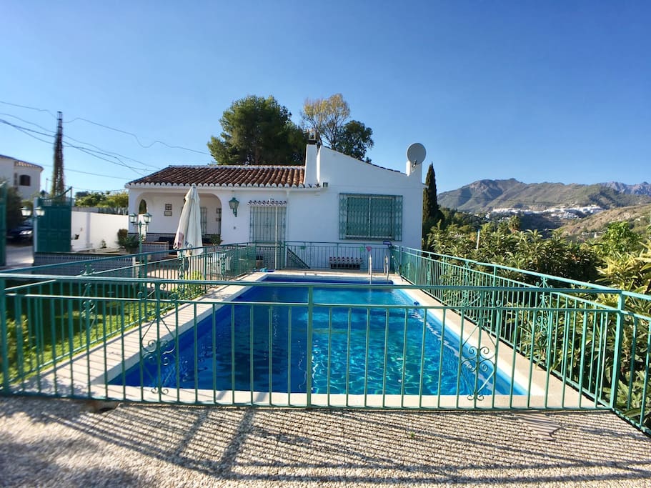 VISTA FACHADA DE LAS CASA