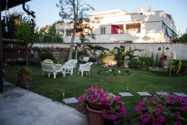 Very Nice Cottage Near The Sea - Pomezia