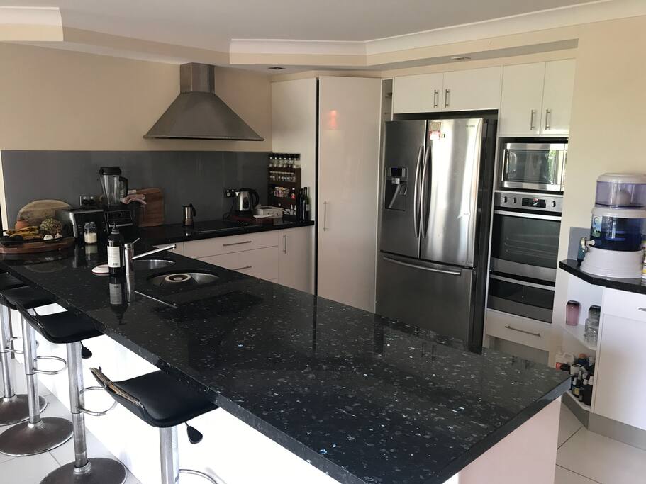 Big kitchen and breakfast bar