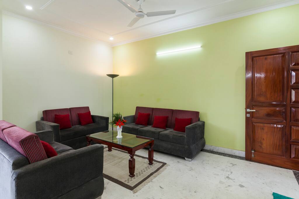 The ultra modern & comfortable Lounge
