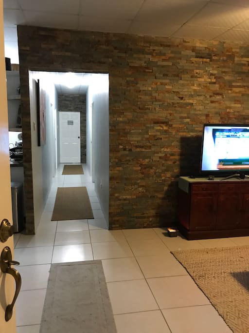 Entryway - bedrooms located down the hall