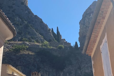 La Maison sous  l'étoile.