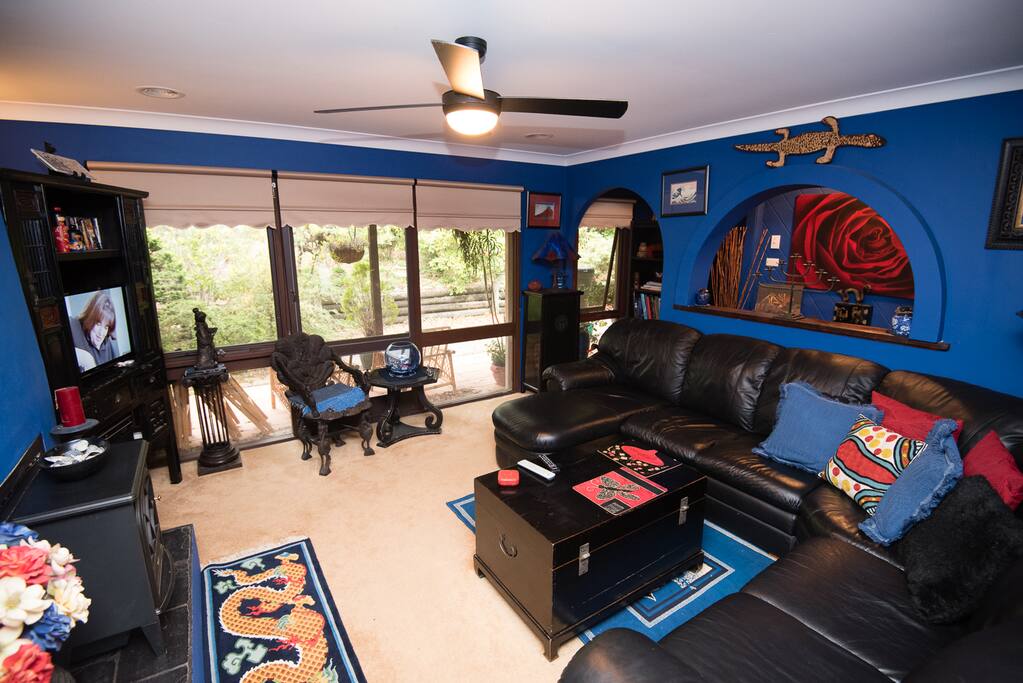 Lounge room