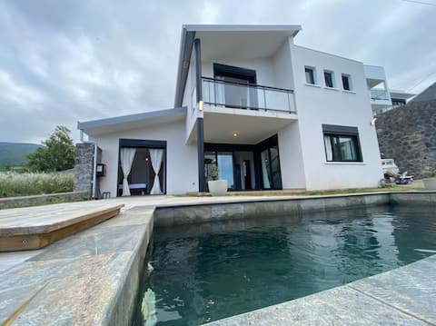 Lou's villa, with swimming pool and spa