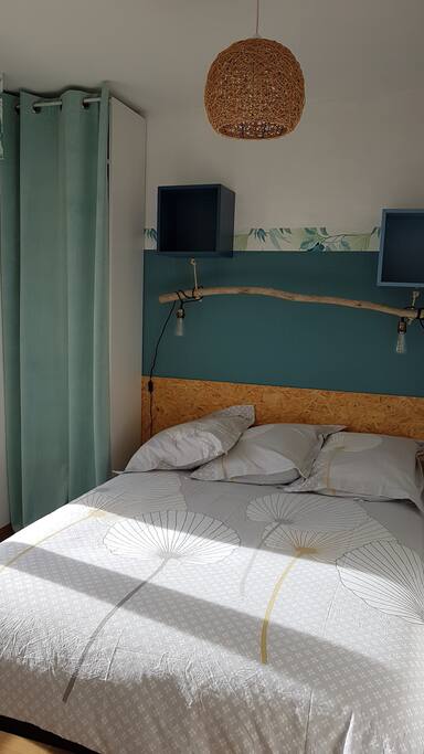 la chambre donnant sur balcon sud
