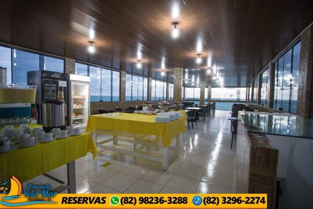 Refeitório com uma Bela Vista Panorâmica as Piscinas Naturais de Maragogi.