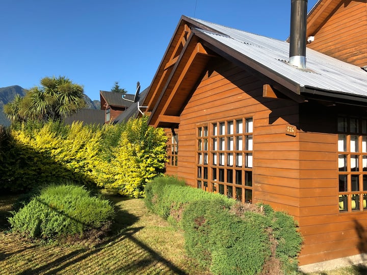 Hermosa Y Espaciosa Casa Con Piscina Y Quincho. - Pucon