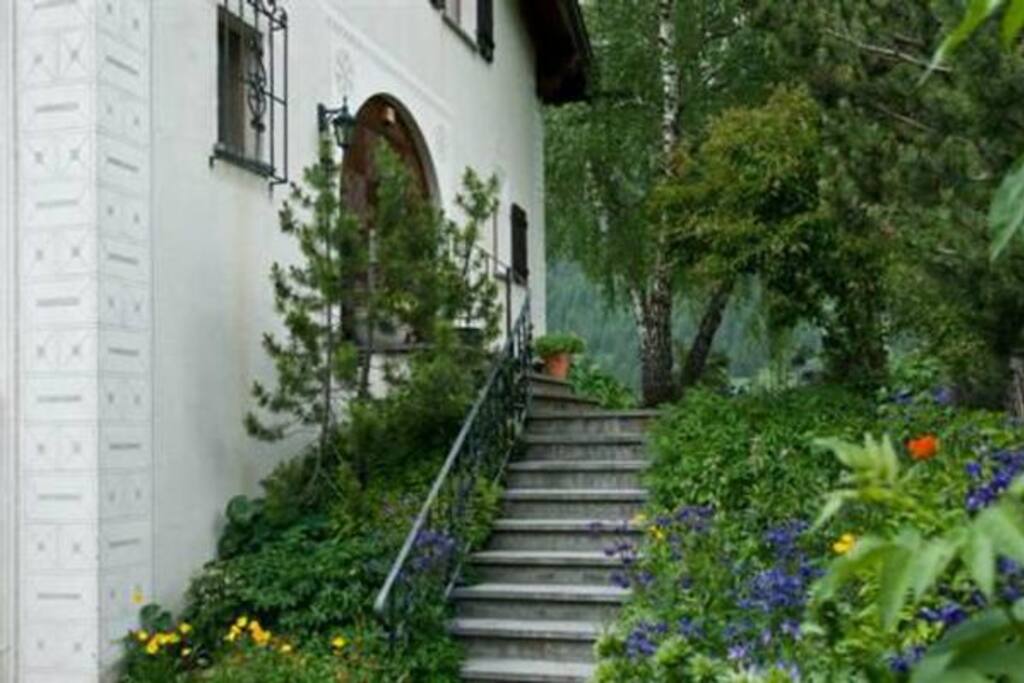 Eingangstreppe