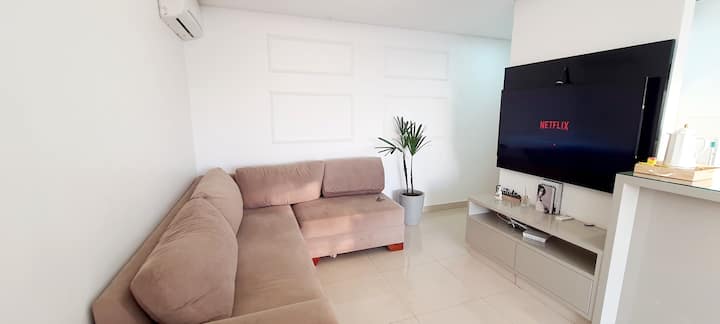 3 Quartos/wifi/piscina/rooftop/ar-cond/smarttv - Goiânia