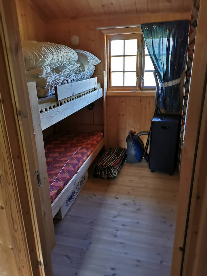 Chambre avec lit superposé