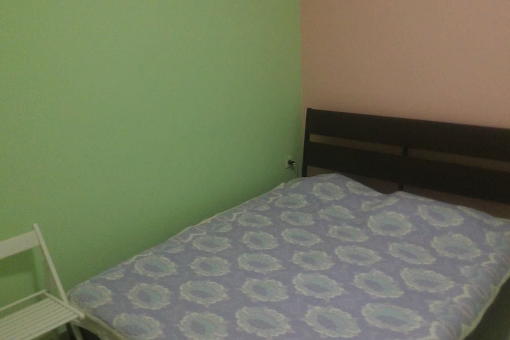 Clean and cosy room!