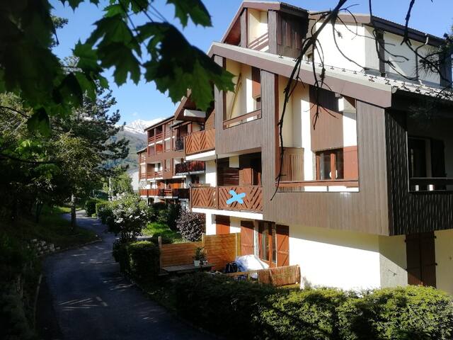 Jolistudio proche funiculaire 2 cristaux PARADISKI