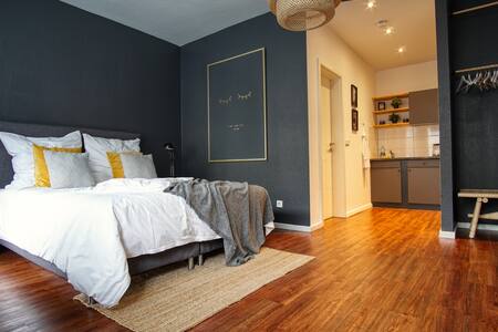 STUDIO LUNA - CLOSE TO OLDTOWN - AIRPORT - FAIR