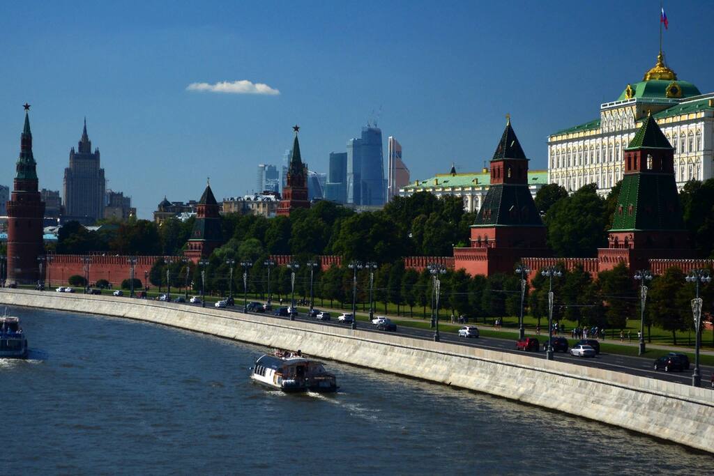 30 min to walk Kremlin