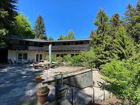 Ferienhaus Hirtenwiese surrounded by nature