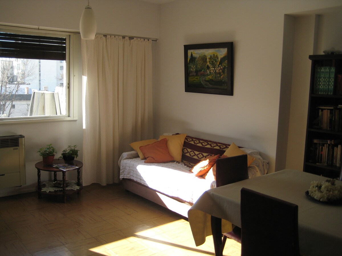 Habitación privada en departamento de 1 dormitorio en Villa Ortúzar
