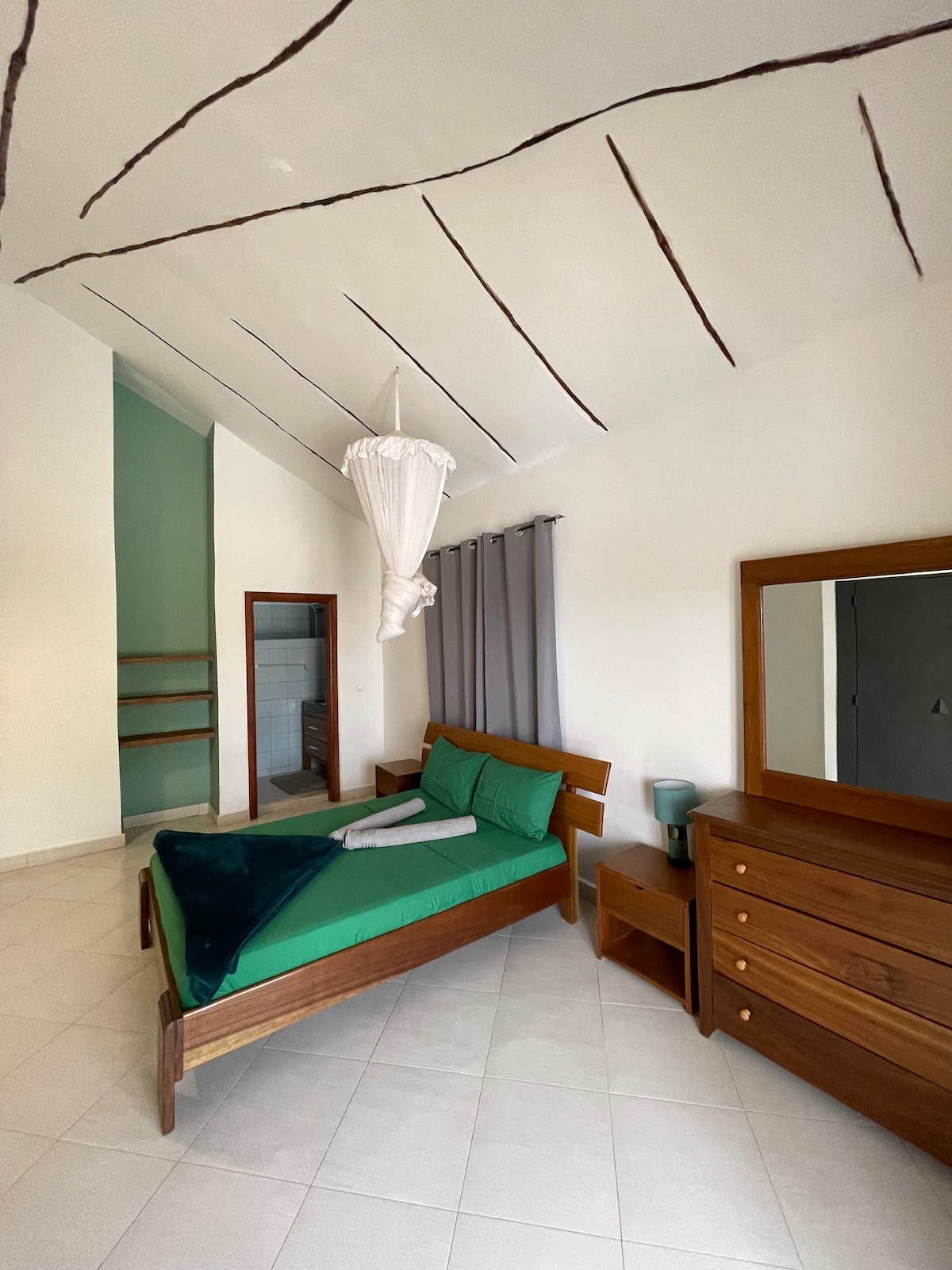 საძინებელი 2