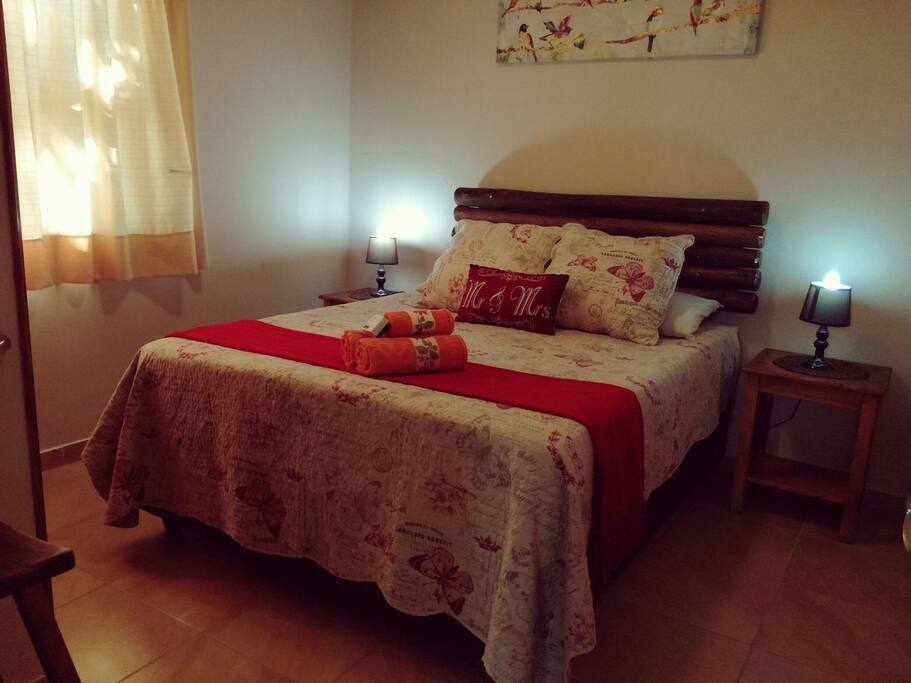 Guest bedroom
