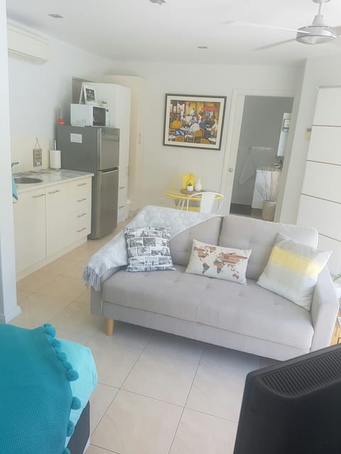 Popular Airbnb listing: Coastal Private Studio~pool~Netflix@Coffs Harbour in Coffs Harbour City Council