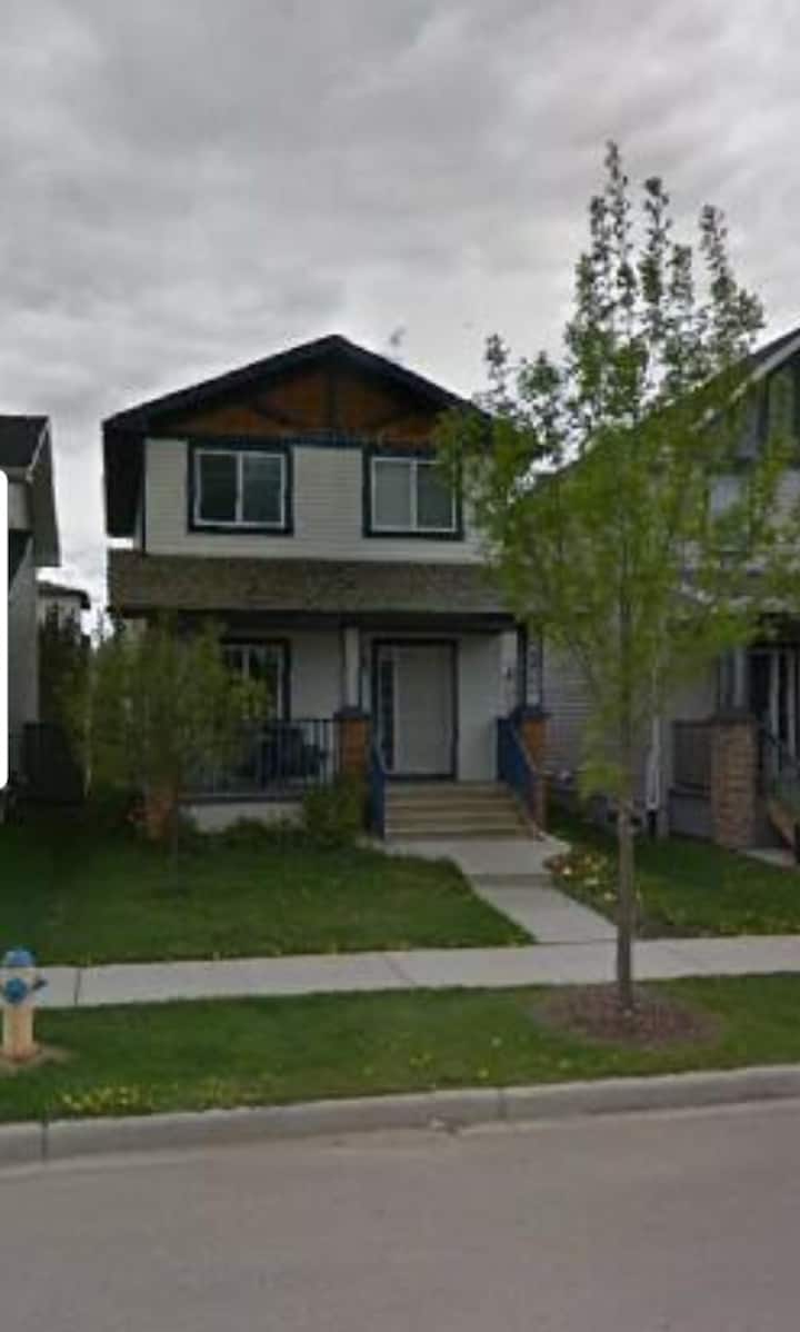 Sandy Beach Ferienwohnungen & Unterkünfte Alberta, Kanada Airbnb