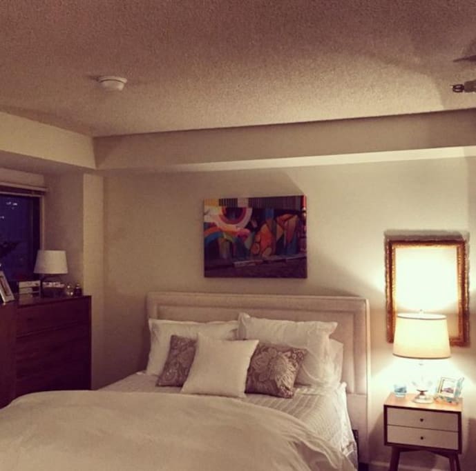 Queen bed
