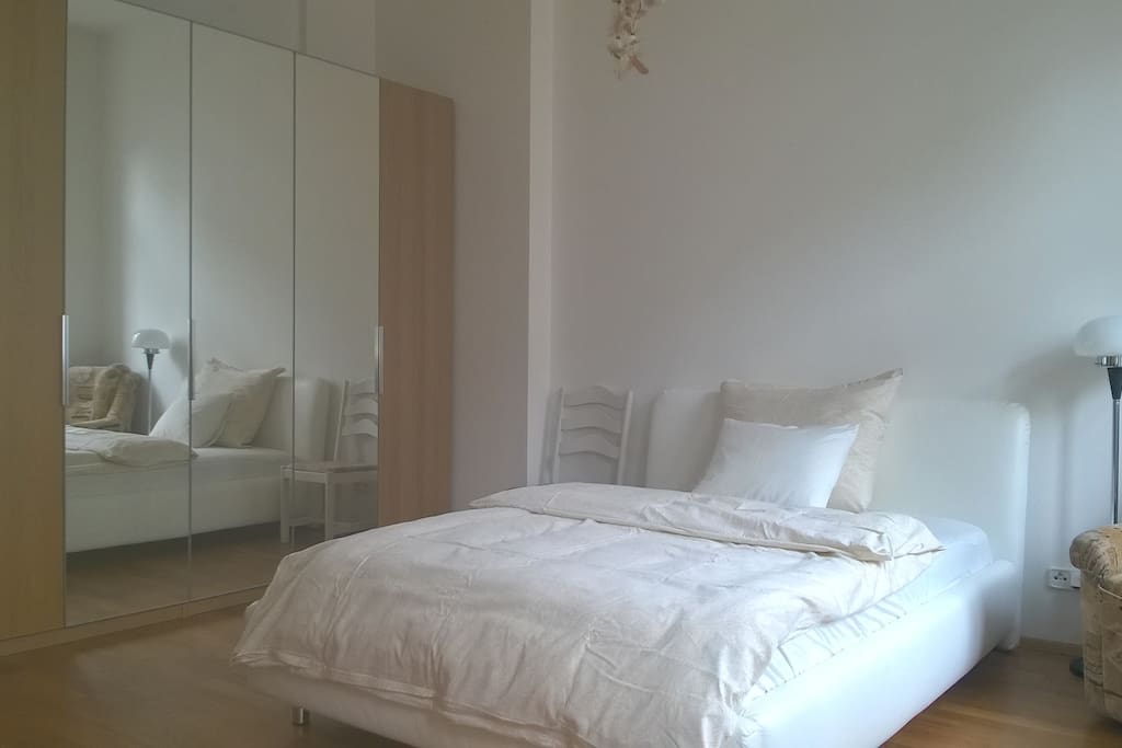Free room