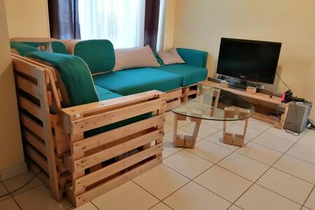 Pratique et calme (à 2 pas des cézeaux)