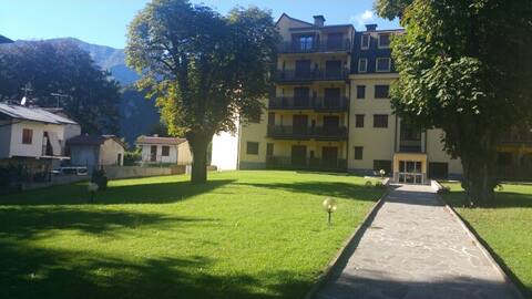 Apartment in Cremeno location Maggio