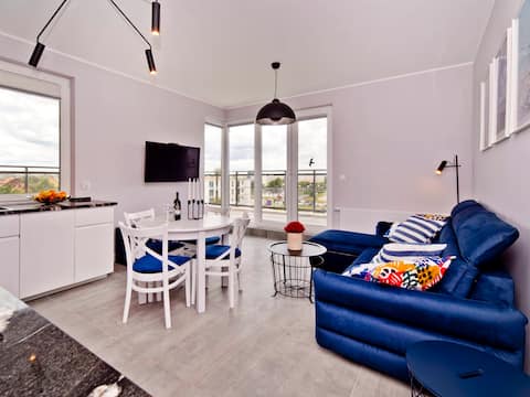 Top performing Airbnb: BlueApartPL Loft with a spacious terrace in Puck