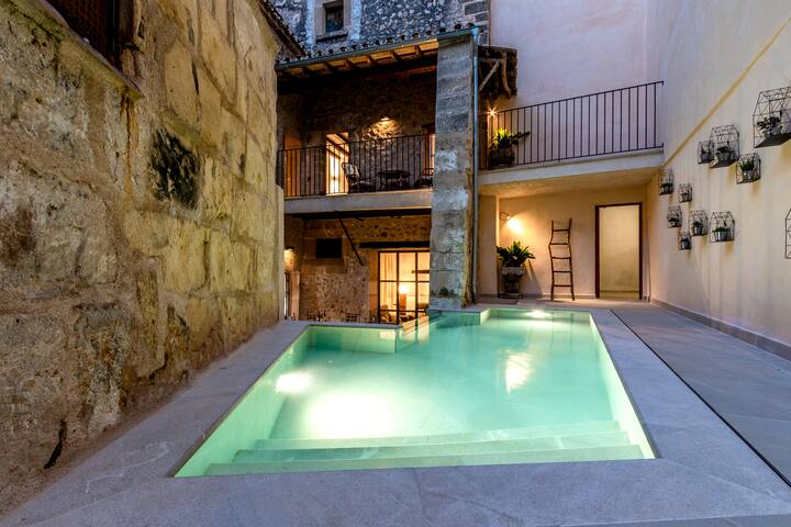 Townhouse Deluxe Can Butxaca By homevillas360