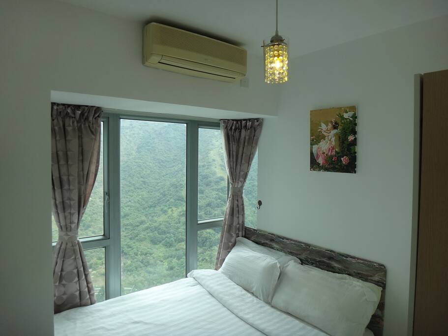 Bed room 1