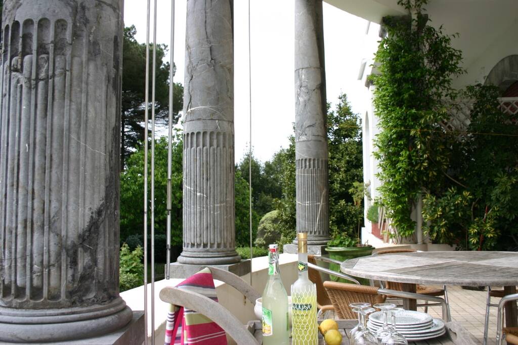 La terrasse privative de 50 m² au sud ouest
