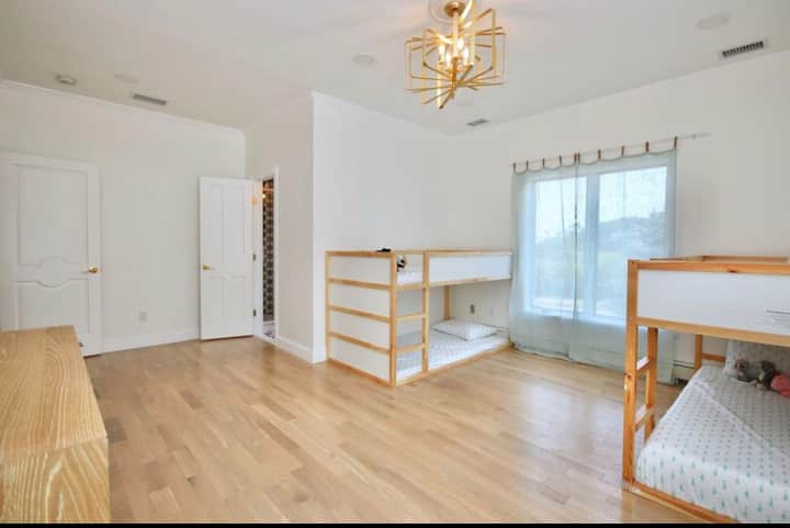 Მესამე საძინებელი 