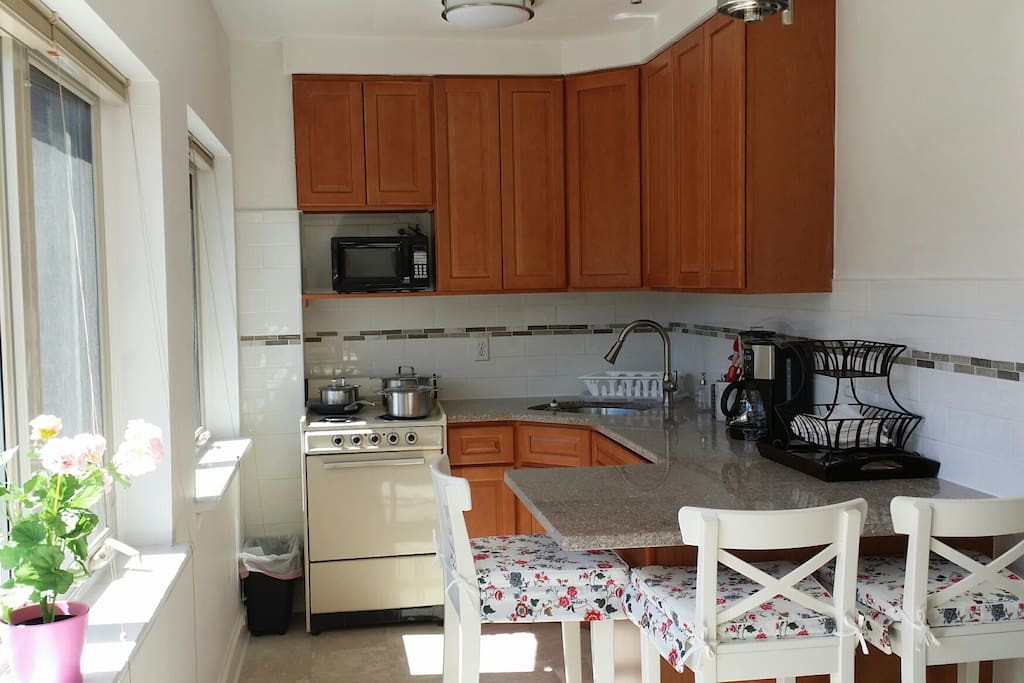 New kitchen with all new appliances except stove which works fine.