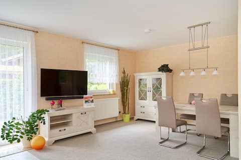 Popular Airbnb listing: Small break Basdorf - vacation home on the edge of the forest in Wandlitz