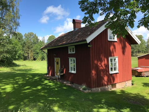 Popular Airbnb listing: Brygghuset, quiet environment in rural idyll. in Alingsås