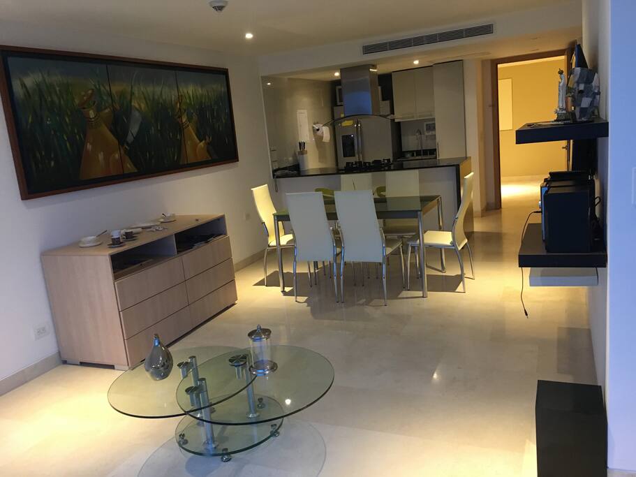 Sala- Comedor- Cocina Integral
