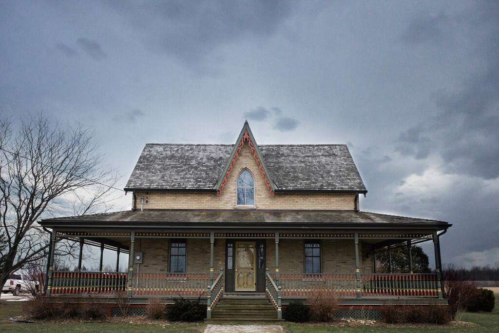 Oasis Cottage Home Of The Country Farm Stays For Rent In Strathroy Ontario Canada