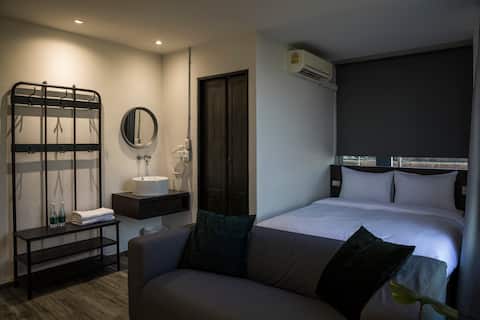 Deluxe Golden mount view suite, old town Bangkok